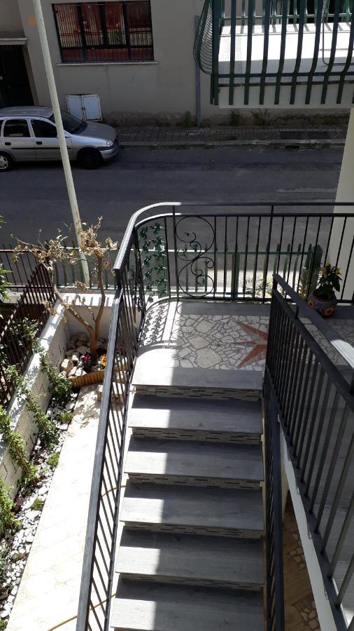La Rezztella Bed and Breakfast Fondi Εξωτερικό φωτογραφία